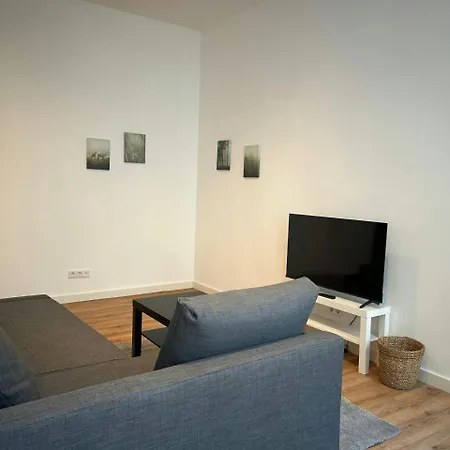 公寓 And Spacious For 4 *