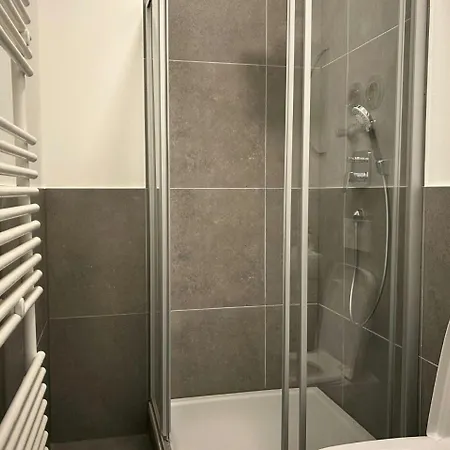 And Spacious For 4 公寓 威斯巴登